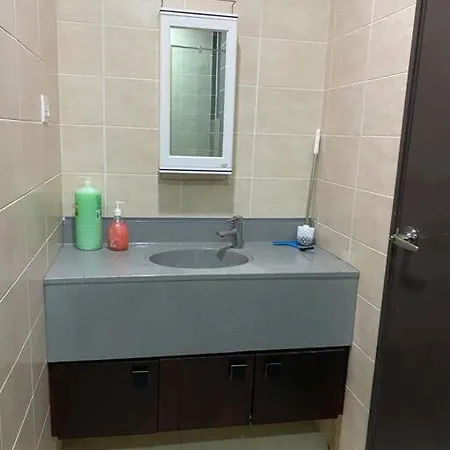 Cozy Shaftsbury Netflix Tv Box Pakin Wifi King Bed Netflix Wifi Free Parking 1116 Villa Cyberjaya Exterior photo